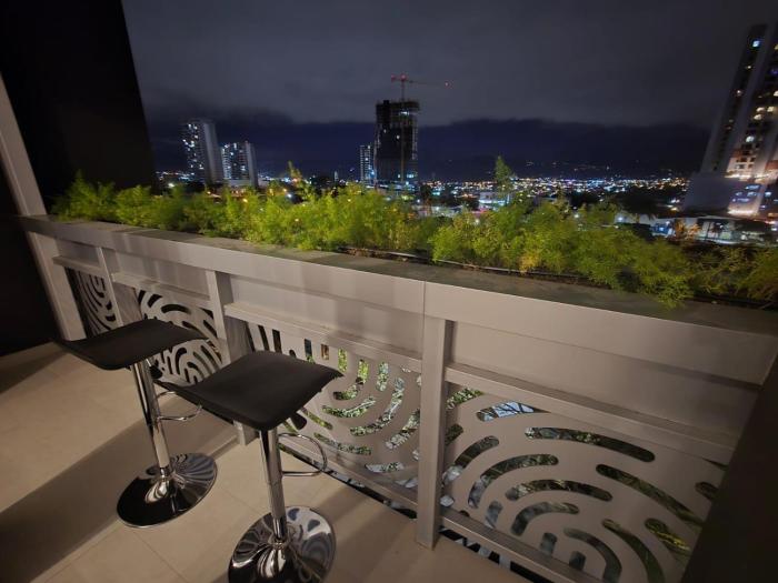 Sky Escalante Apartment