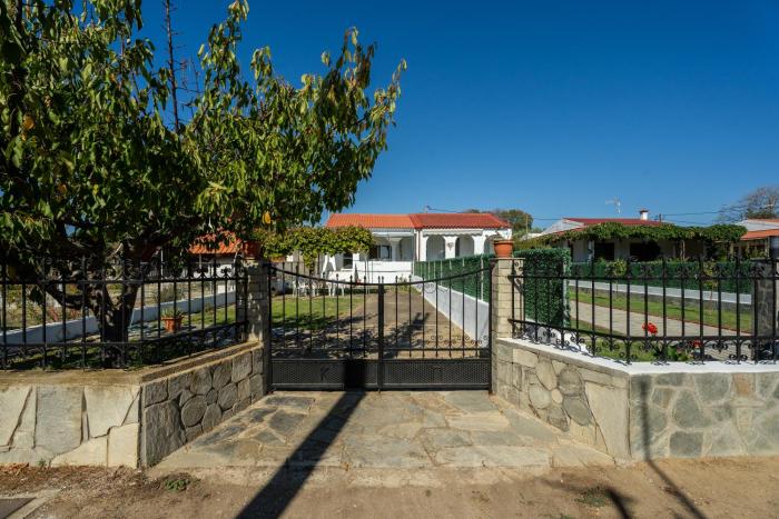 Avdira Seaside Retreat