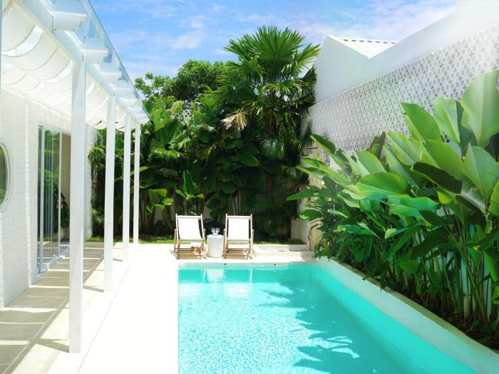 Neuf Villa 3BR Private Pool Near Melasti Beach