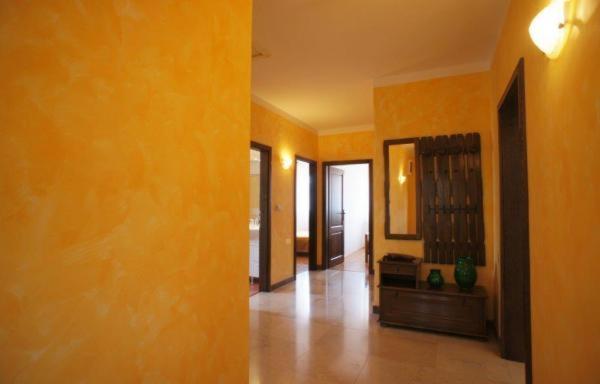 Prostrani apartman 3 spavaće sobe blizu mora i plaža