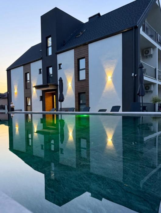 Апартаменти Velvet Rooms