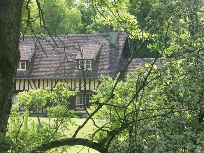 Charmante maison normande avec piscine privée entre terre et mer