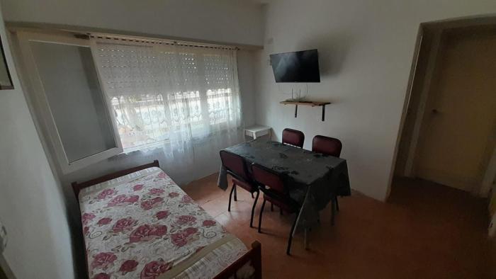 Depto 2 ambientes para 3 personas