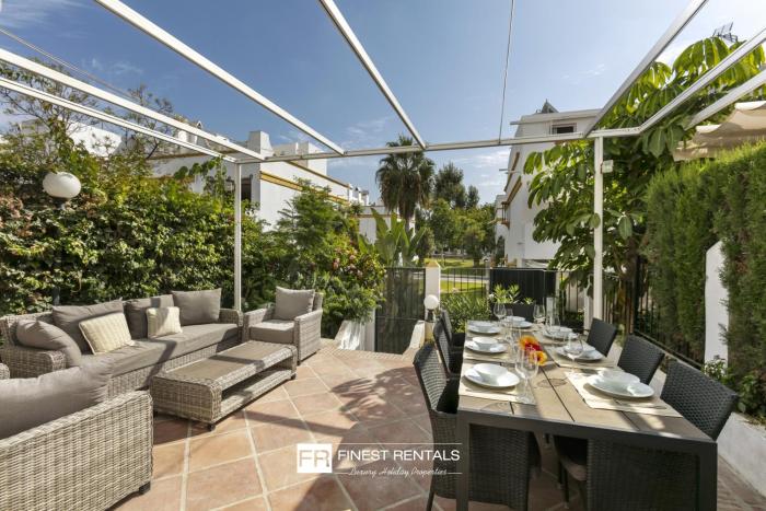 Casa Isa by Finest Rentals