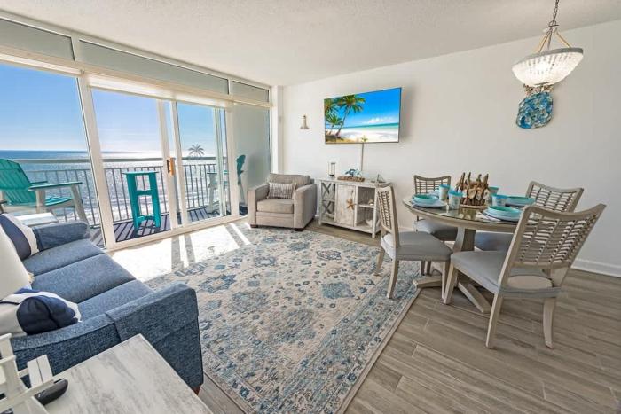 Amazing Beachfront 1Bedroom at Bay Watch with Pool