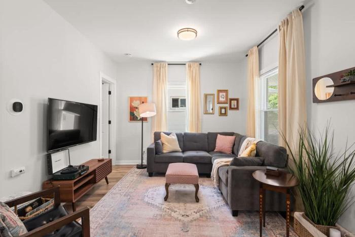 Renovated and Professionally Designed 3Bed Home