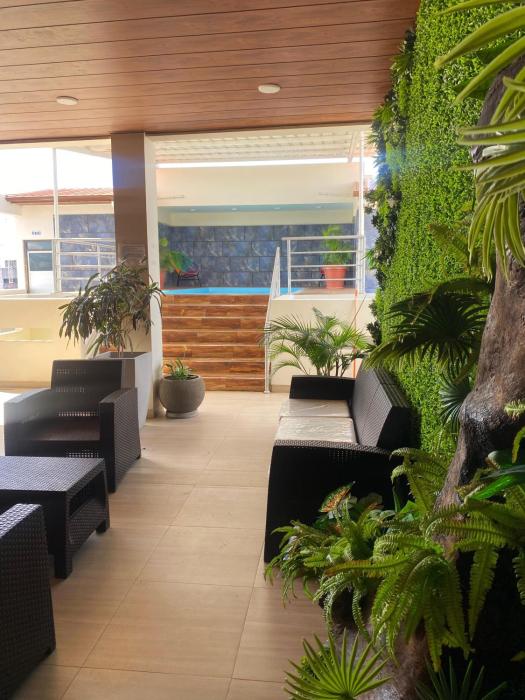 Elegante Departamento Céntrico con Piscina, Terraza y Seguridad 24 7