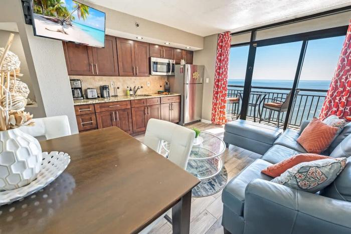 Beach Cove 1BR Oceanfront Condo,Nice Balcony,Pools