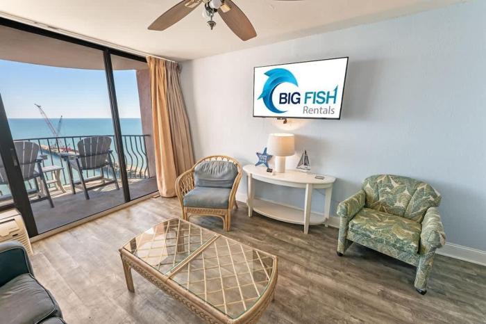 Direct 1BR Oceanfront Views at Palms Nice Pools!