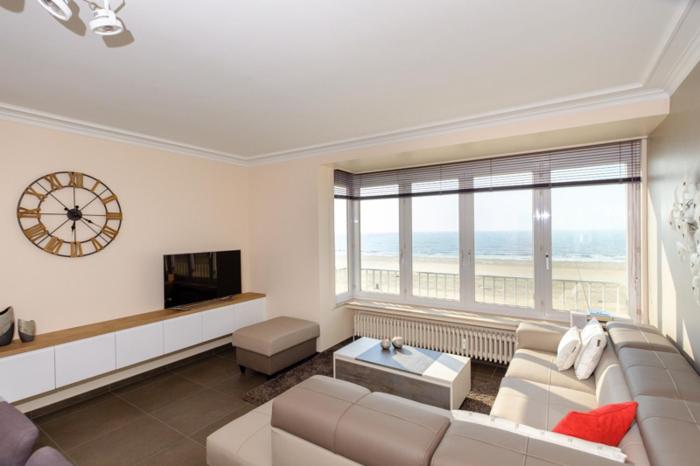 LECOMTE - The Shoreline Beachhouse 77