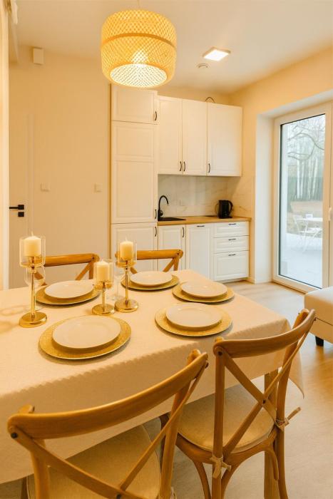 Pieńki i Towarzystwo - Apartamenty na wynajem Noclegi Pokoje przy Suntago Park of Poland Deepspot