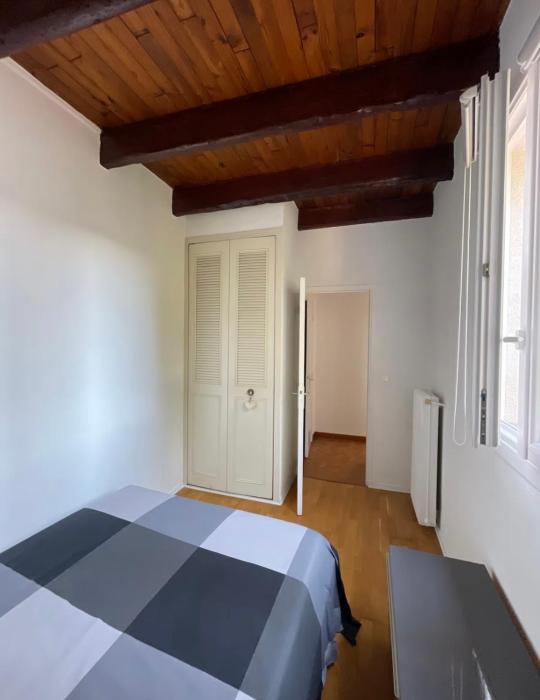 Chambre charmante aperçu merci