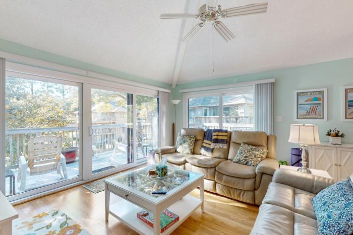 Updated golf resort condo near beach with pool, tennispickleball & private deck