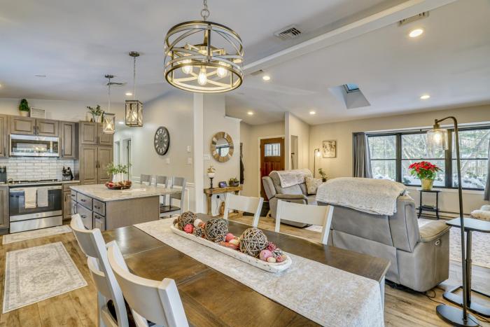 Newly Renovated! Peaceful Saylorsburg Home