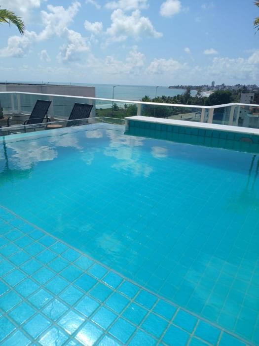 Perfect Dream One block from the beach