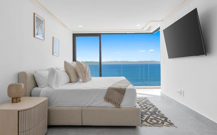 PANAREA - Luxury Beachfront Condos in Bucerias