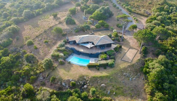 Villa On One Hectare Facing The Gulf Of Ajaccio
