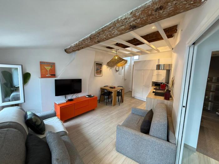 Coeur de ville - Charmant appartement rénové - FS