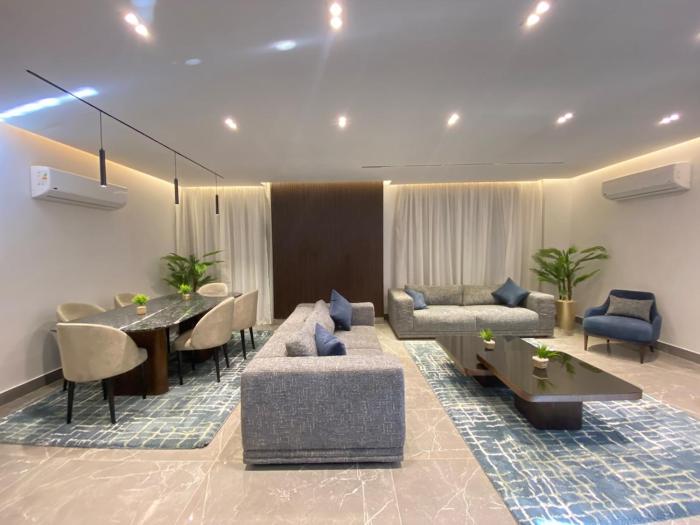 Apartment in Zayed Heights Compound Near Arkan Plaza with Private Entrance