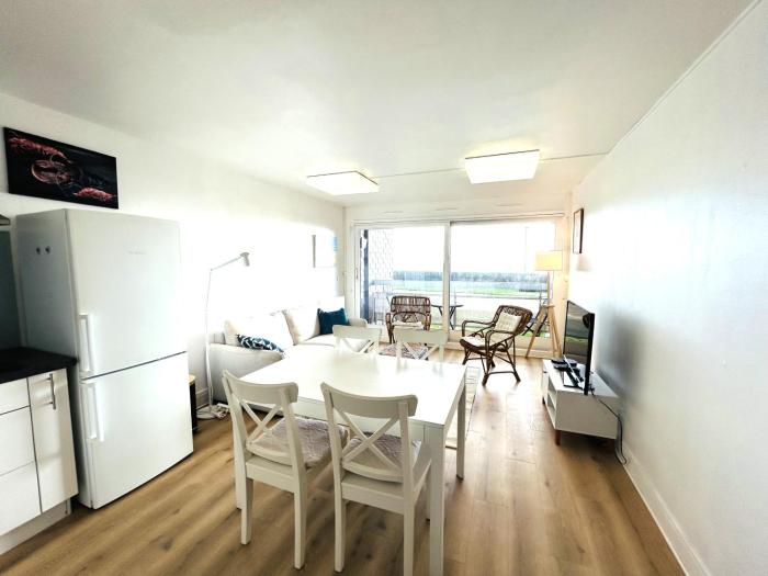 Appartement cosy 4 personnes, belle vue mer, plage de Lomener à 30 m MARIN