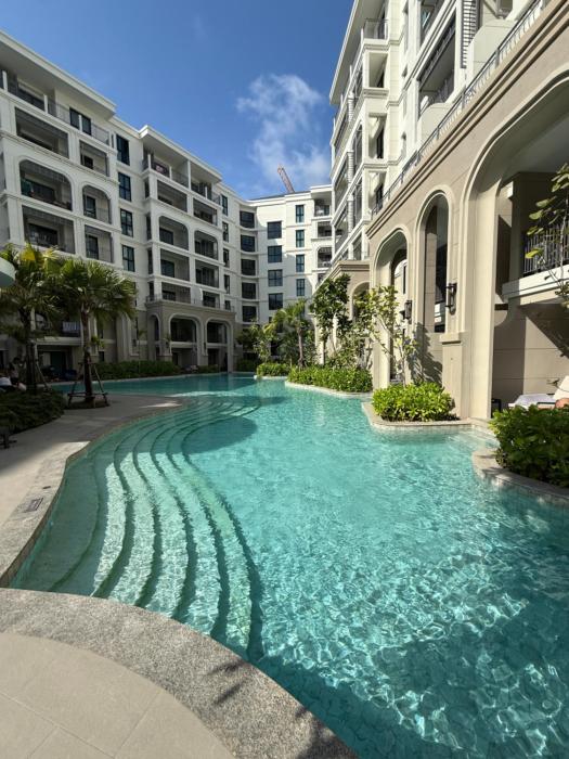 Legendary E204 - Top floor family 1BR - The Title Legendary by UNO