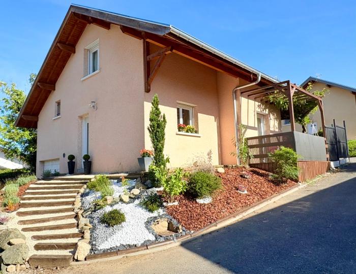 Splendide villa entre lac et montagne