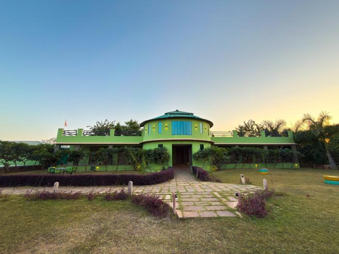 GREEN VALLEY SARISKA