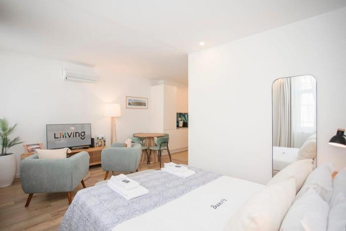 Liiiving in Porto - Urban Art Apartment