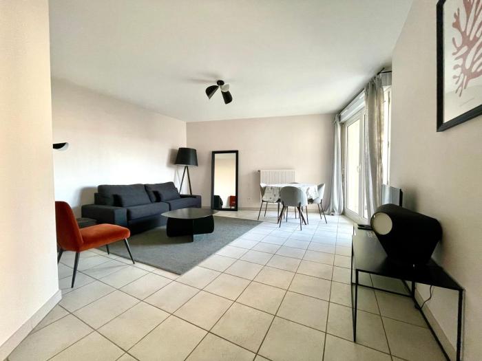 BnGo l Le Cocon Paisible PartDieu l Terrasse, 4p, 1ch, proche Gare PartDieu