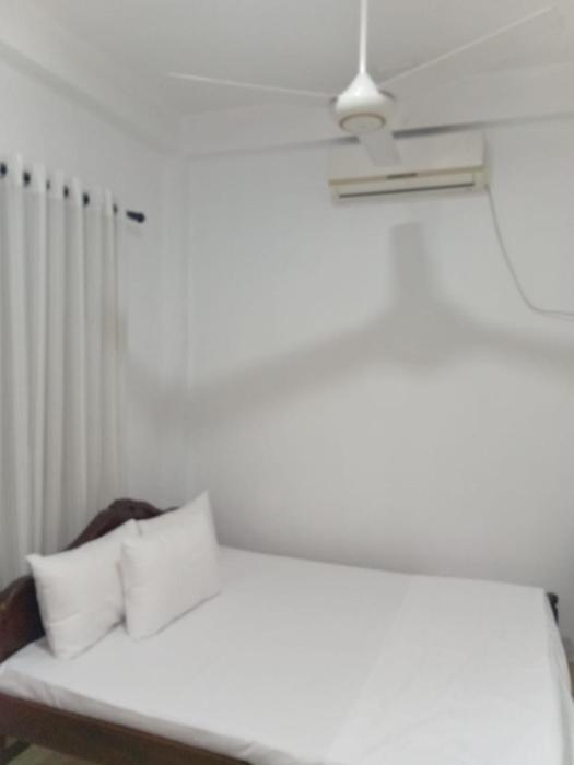 Hill Top Villa - Weligama