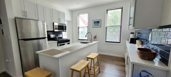 Duplex 15 mins from Time Square!