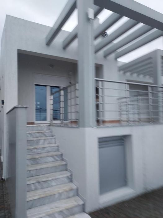 Comfortable house with sea and mountain views