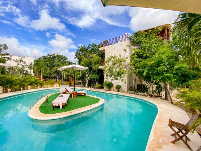 Apt Retreat with Cenote and Pool