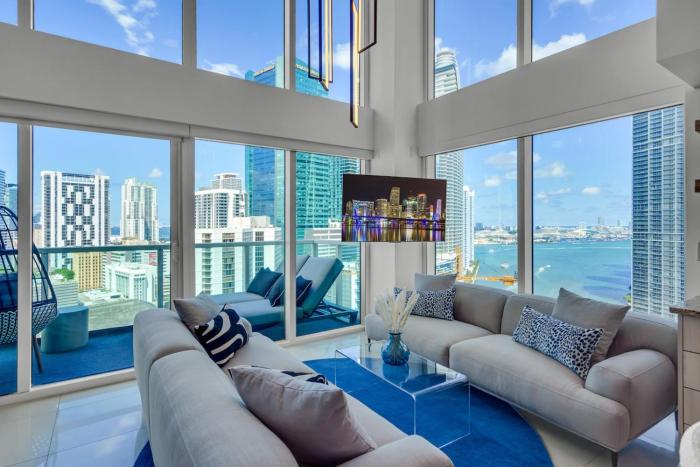 Brickell Residence 2BR Loft with amazing views