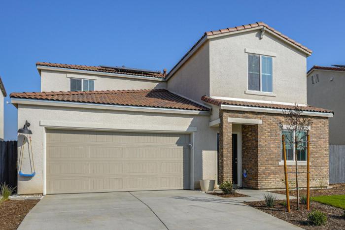 Pet-Friendly Yard! Family Home in Bakersfield
