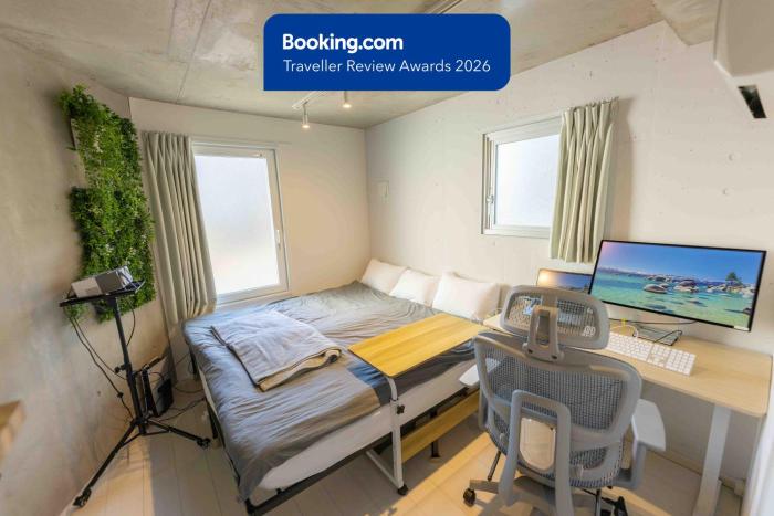 Fox & Fortune 4A -Nomad Stay- 3-min Walk, PS5, Apple Studio