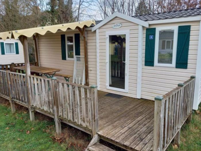 Mobil-home confortable avec terrasse pour 4 pers - API-1-52-1365