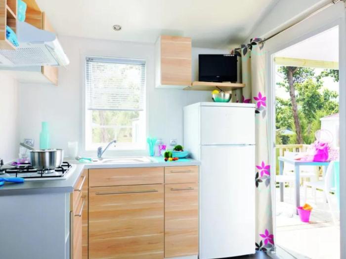 Mobil-home 6 pers avec terrasse - API-1-52-1402