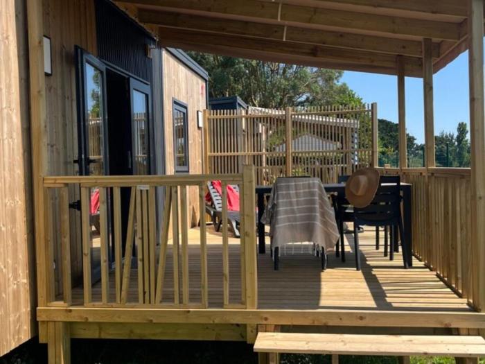 Mobil-Home 4 pers avec Terrasse à Dolus-DOléron - API-1-52-1548