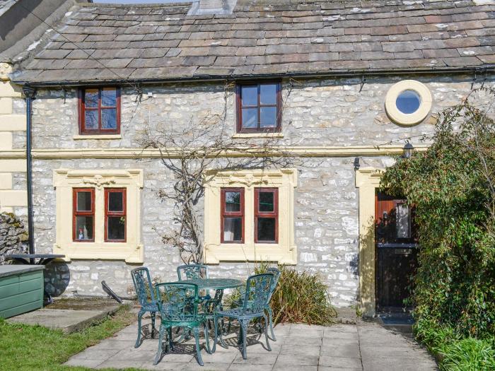 Bellypig Cottage
