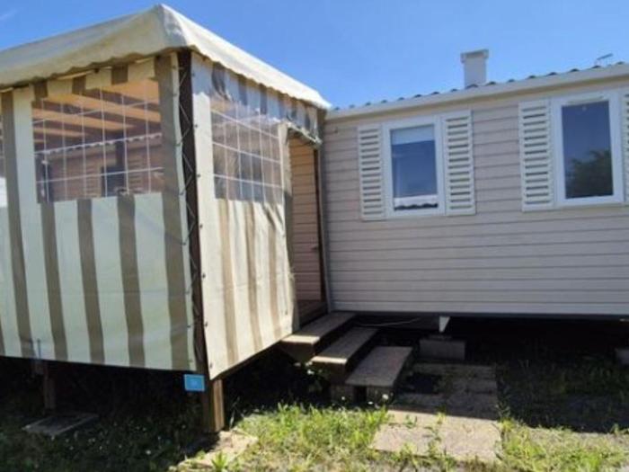 Mobil-home pour 4 à La Tranche-sur-Mer - API-1-52-1624