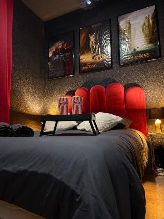 Ciné Room Home Cinema Netflix Experience