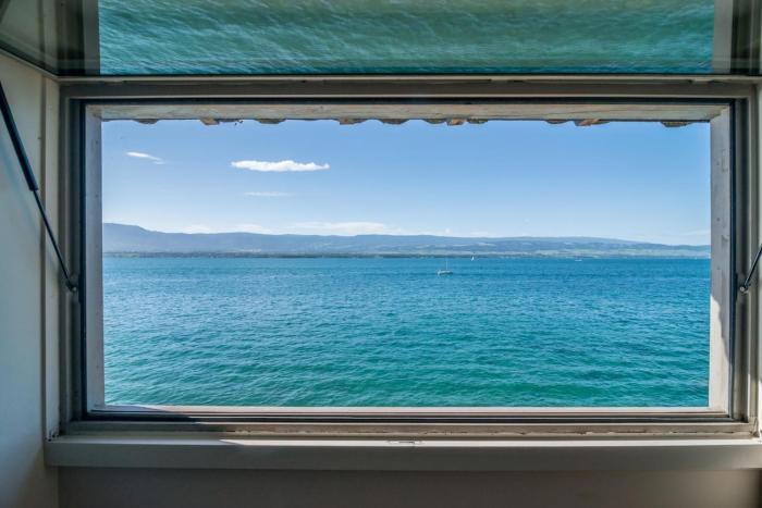 Very nice apartment on Lake Geneva