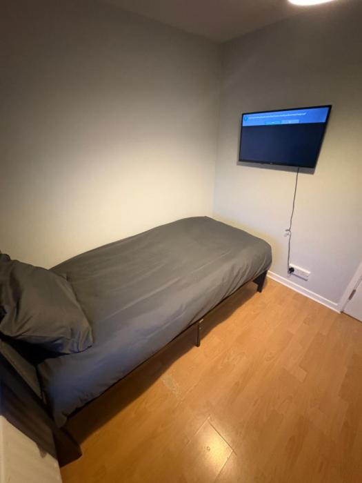 Cosy room 6 T Gatwick