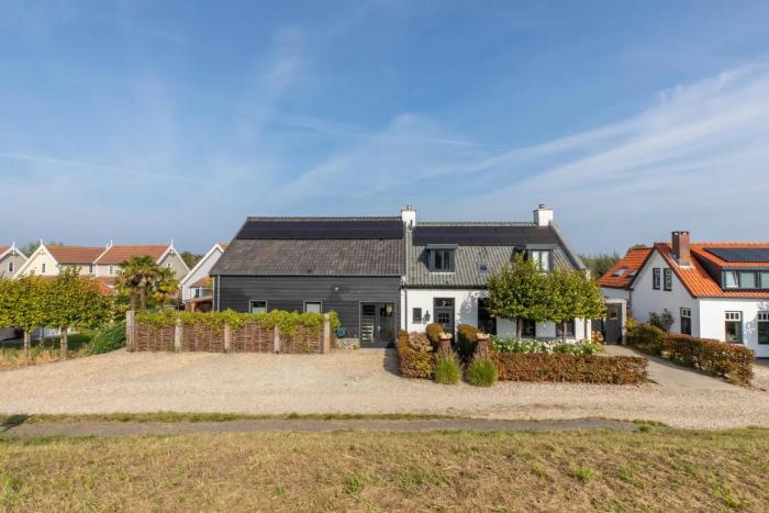 aan de Zeeuwsekust Puur-Polder-Hoeve