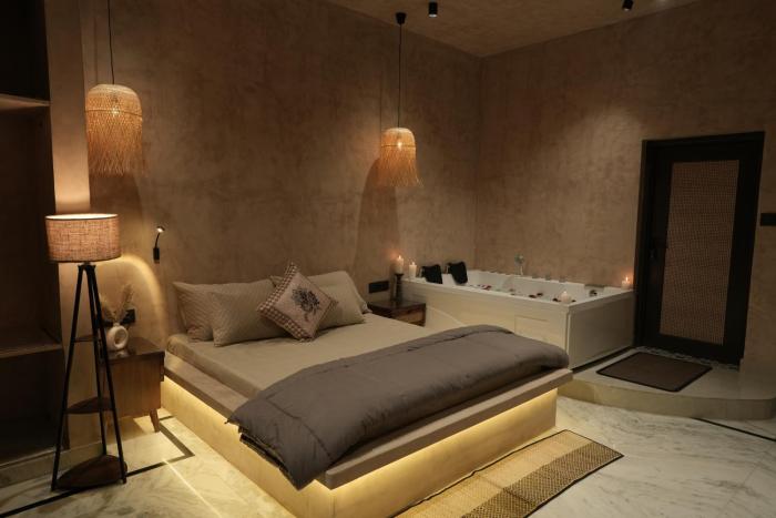 Casa-Boho ! 3BHK Mediterranean stay with Jacuzzi