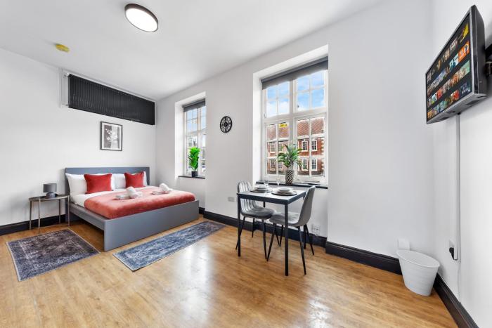 The Oak Studio - Golders Green - Near Station