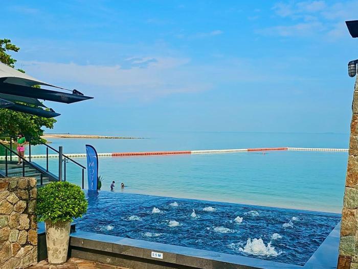 Modus Pattaya Beachfront Apartment