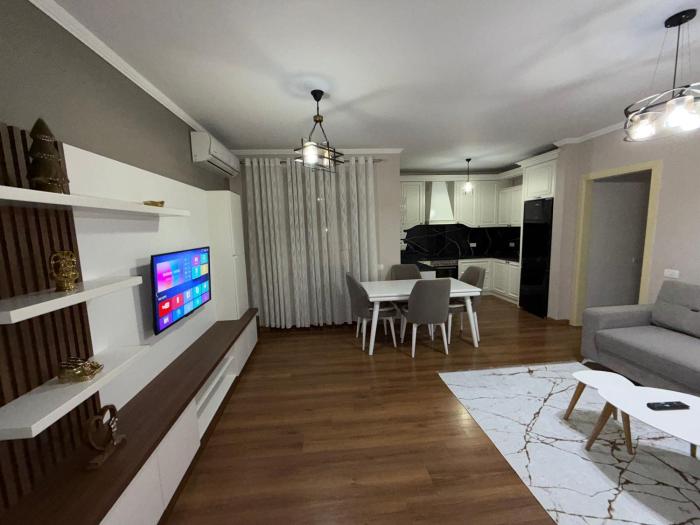 Botanical Luxury Apartment Tirana