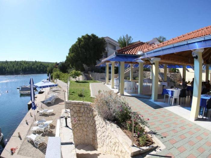 Cosy apartment in Obrovac with spa bath